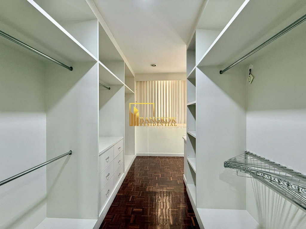 รูป Tai Ping Tower | Furnished 2 Bedroom Property in Ekkamai - BR61117CD - รูปที่ 12/28