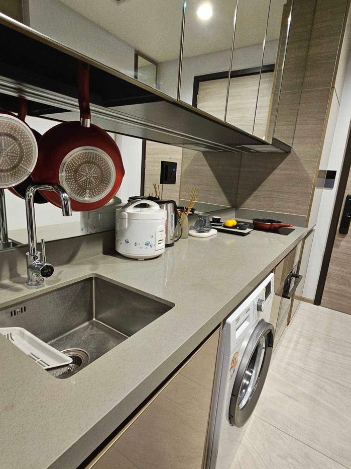 picture The Crest Park Residences - 5/13