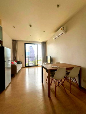Condos for sale : LTH14704 – Condo for Sale | Maru Ekkamai | 55 sqm | 2 Bedrooms 2 Bathrooms | Luxury High Floor Pet Friendly Investment Prime Location Best Value