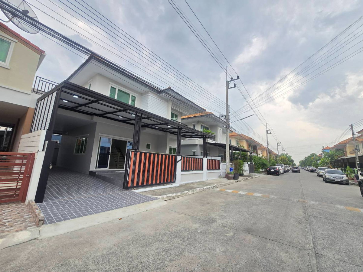 รูป บ้านแฝดสไตล์บ้านเดี่ยว หลังใหญ่ ต่อเติมเต็ม รีโนเวทใหม่ สวย พร้อมอยู่ ทำเลดีต้นโครงการ หมู่บ้านพนาสนธิ์วิลล่า ลำลูกกาคลอง4 ไสวประชาราษฎร์ - รูปที่ 3/35