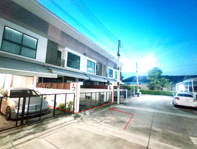 Townhouses for sale Chonburi : TOWN HOUSE, 22.3 Sq.w., ทาวน์เฮ้าส์ โครงการ เอช ลิฟวิ่ง สเปซ ชลบุรี, Bang Lamung, Chonburi | 2.4M