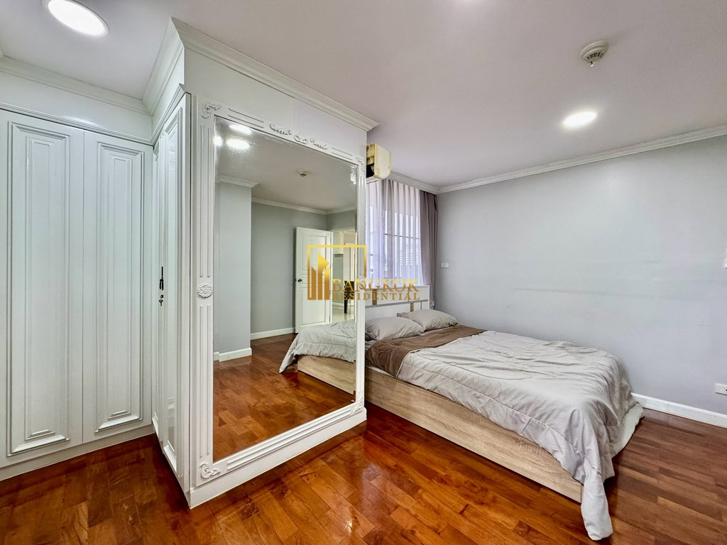 รูป Supalai Place | Bright 2 Bed Condo For Rent in Phrom Phong - BR18260CD - รูปที่ 13/35