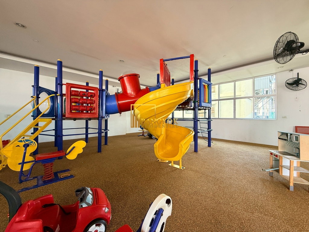 รูป Very Spacious 4 Bedroom Luxury Apartment in Phrom Phong - BR20691AP - รูปที่ 46/49