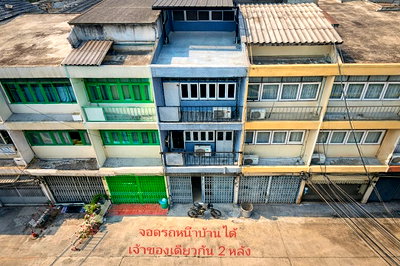 เช่าอาคารพาณิชย์ เขตยานนาวา : CBD สาทร แอร์ครบทุกห้อง ใกล้เซ็นทรัล พระราม 3 600 ม. สาธุประดิษฐ์ ใกล้ BTS ช่องนนทรี 2.5 กม. ทาวน์โฮม 3 ชั้น ให้เช่า 3 นอน 2 น้ำ