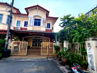 ทาวน์โฮม สมุทรปราการ : ทาวน์เฮ้าส์ 2 ชั้น โครงการ เดอะคอนเนค 1 กิ่งแก้ว-สุวรรณภูมิ  (หลังมุม) บางพลี (ราคา 2,650,000 บาท)