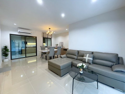 RL-170 For rent Pleno Sukhumvit-Bangna 3 (Pleno Sukhumvit-Bangna 3) near Mega Bangna.