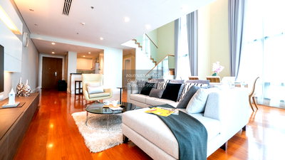 Condos for rent : For Rent Condo , Bright Sukhumvit 24 , Duplex , BTS-Phrom Phong , Khlong Tan , Khlong Toei , Bangkok , CX-148784 ✅ Live chat with us ADD LINE @connexproperty ✅