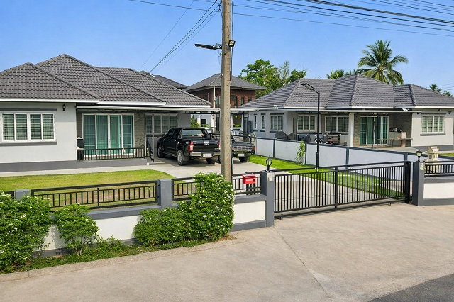 รูป ศรีวังธารการค้า สันทราย เทศบาลเมืองแม่โจ้ บ้านเดี่ยวชั้นเดียว ให้เช่า 3นอน 2น้ำ ใกล้ ตลาดสดป่าไผ่ 700 ม. - รูปที่ 1/8