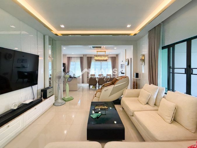 4-bed house for sale, 301 sqm, 115.9 sq wah, Setthasiri Taweewattana