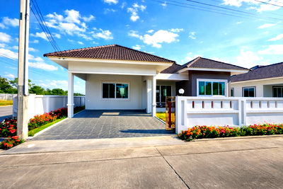 บ้านเดี่ยว นิคมท่าเรือเอเซียเทอร์มินัล : ขายบ้านเดี่ยว บนทำเลทองเมืองระยอง หลังใหญ่ เนื้อที่เยอะ