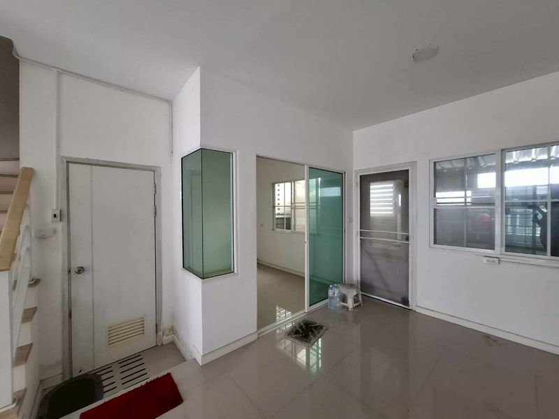 รูป ขายทาวน์โฮม 2 ชั้น มบ.เสนา วีว่า ศรีราชา-อัสสัมชัญ ชลบุรี - รูปที่ 5/15