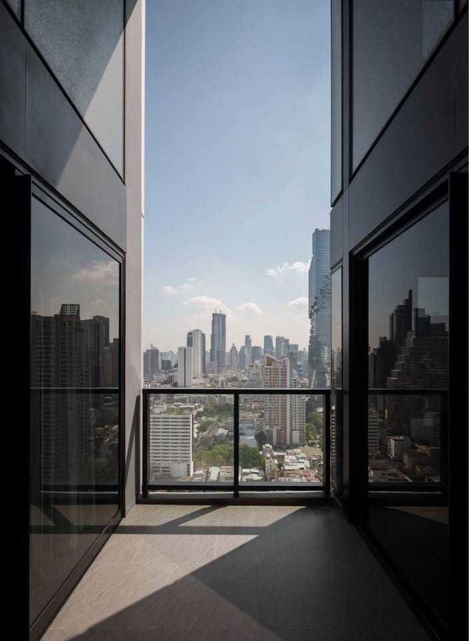รูป LTH14690 – ห้องเช่าราคาเริ่ด ! ห้องสวยมากห้ามพลาดเด็ดขาดCondo for Rent | The Lofts Silom Duplex | 122 sqm | 2 Bedrooms 2 Bathrooms | Luxury Duplex High Floor Spacious City Living Best Value | Near BTS Surasak | 140,000 THB/Month | คอนโดดูเพล็กซ์ให้เช่า The Lofts Silom ขนาด 122 ตร.ม. 2 ห้องนอน 2 ห้องน้ำ ห้องเพดานสูง พื้นที่กว้าง ทำเลดี ใกล้ BTS สุรศักดิ์ ราคาเช่าคุ้มค่า 140,000 บาท/เดือน - รูปที่ 6/10