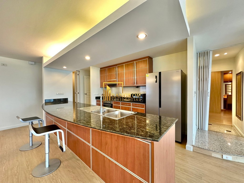 รูป Luxurious 3 Bedroom Apartment For Rent in Ratchadamri - BR21135AP - รูปที่ 8/39