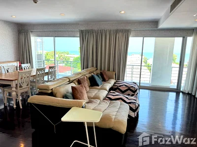 Condos for sale : Stunning Beachfront Condo at Baan Sanpluem Hua Hin 6100450