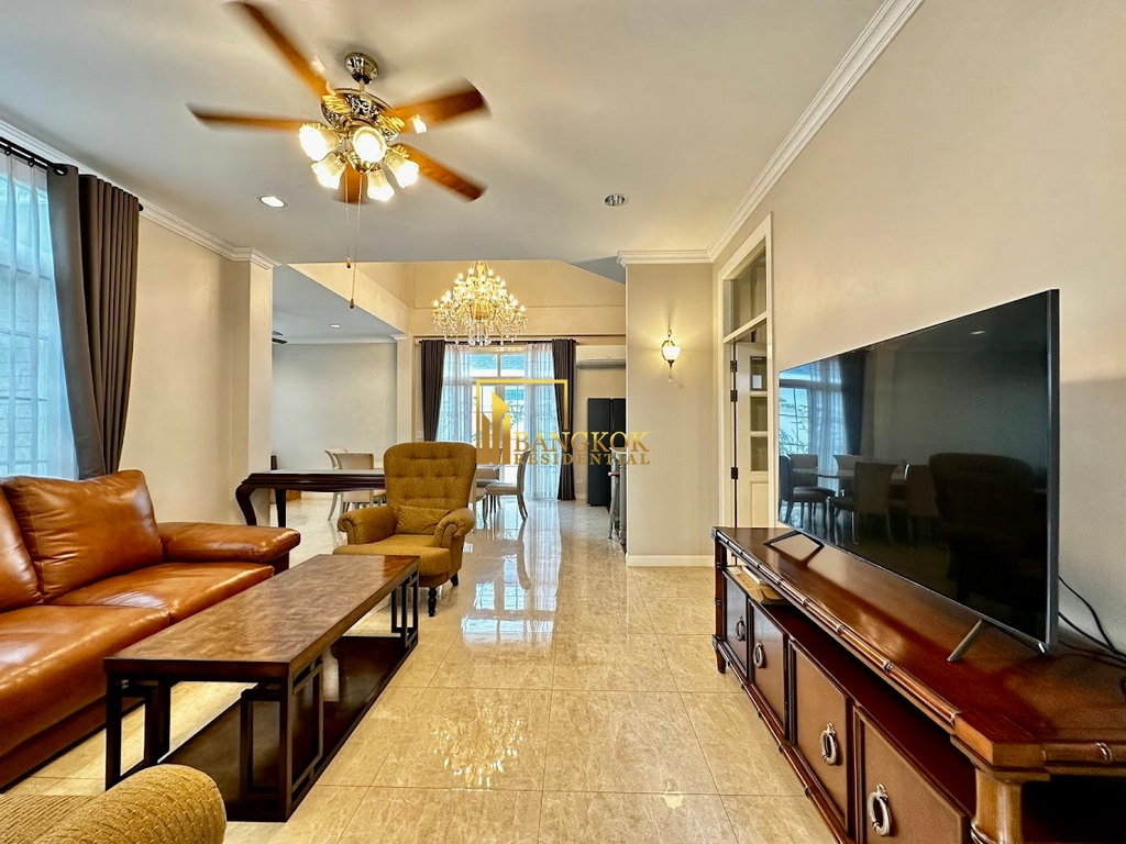 รูป Fantasia Villa 4 | Elegant 4 Bed House For Rent in Bang Na Compound - BR27892SH - รูปที่ 3/48