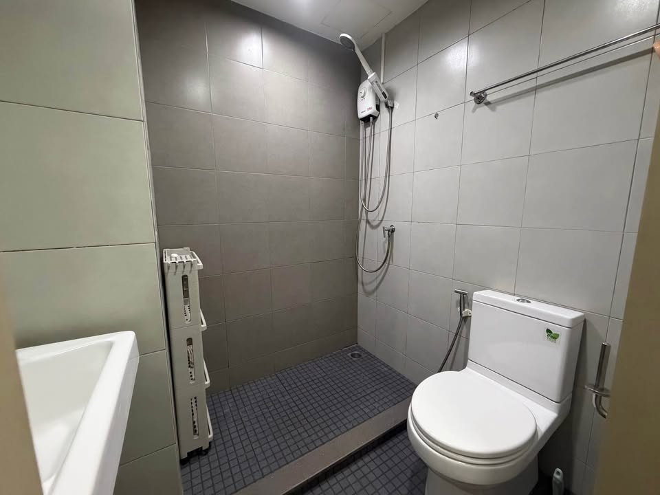 รูป ให้เช่า เอลลิโอ สุขุมวิท 64 มีเฟอร์นิเจอร์+เครื่องใช้ไฟฟ้าครบ - รูปที่ 5/6