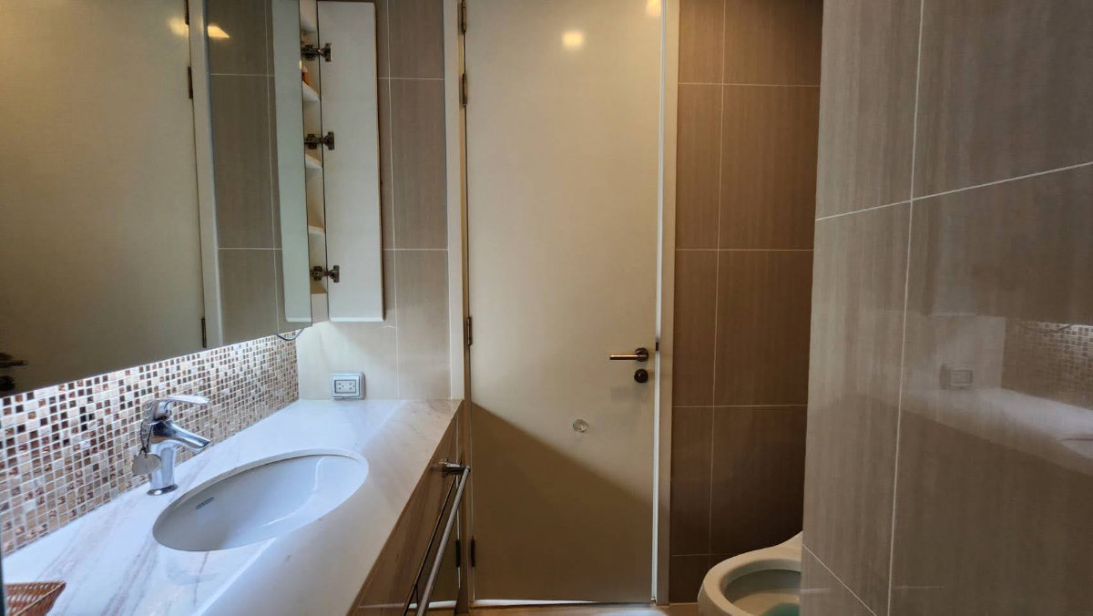 รูป ให้เช่า ✨Circle Living Prototype ✨ 2 ห้องนอน ขนาด 76.04 ตรม เฟอร์ครบพร้อมเข้าอยู่🥰 เดินทางสะดวกใกล้ MRT และ ARL 🚆 - รูปที่ 5/9