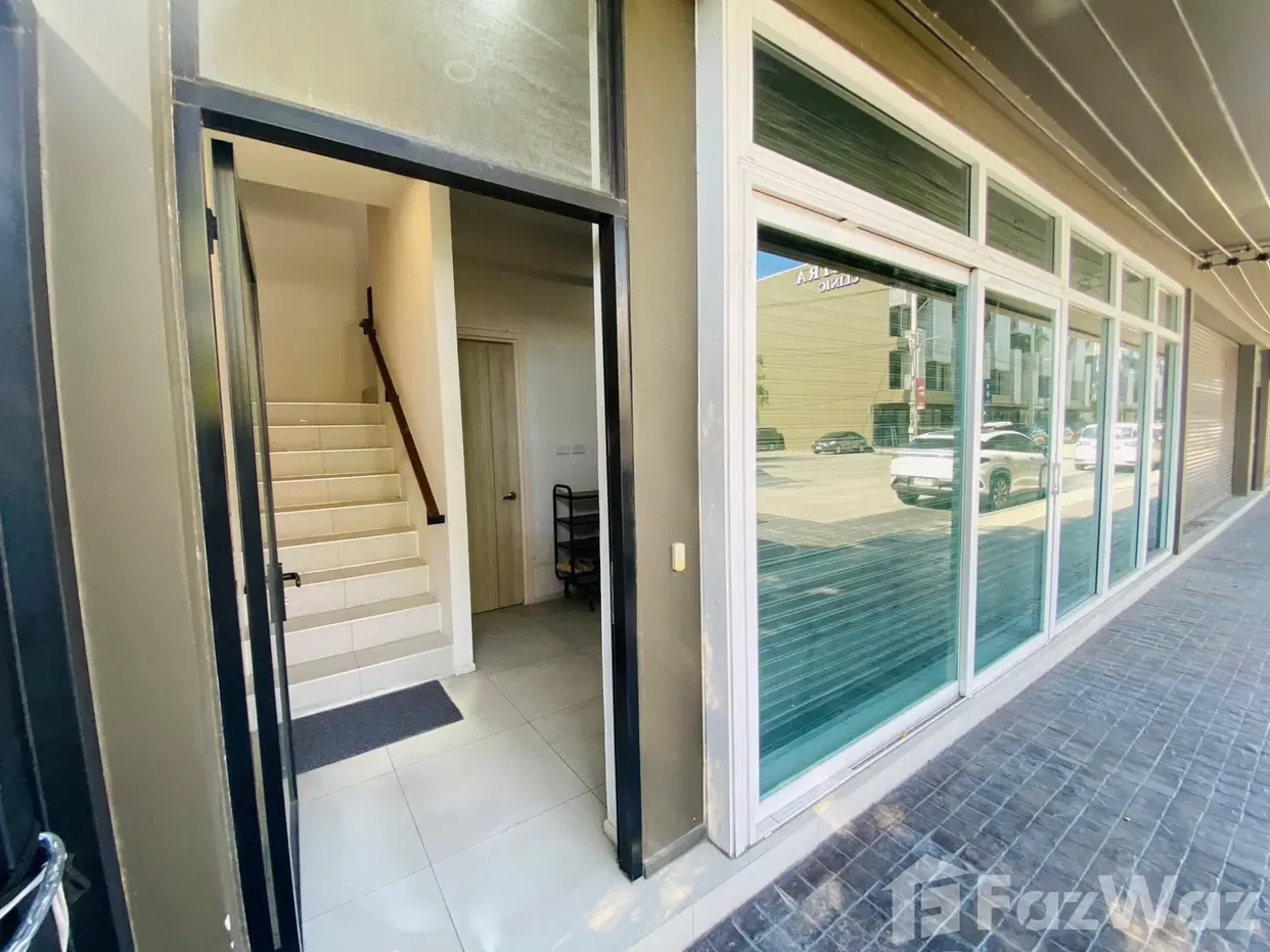 picture The Urban Slate Town Home 6100227 - 74/80