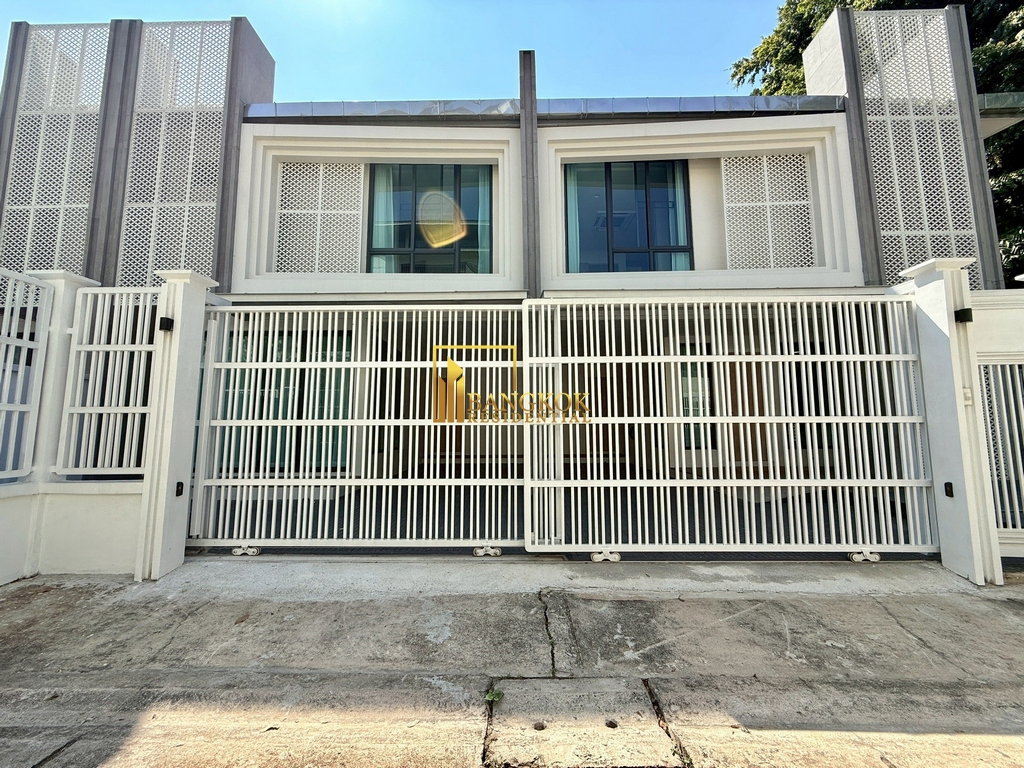 รูป Premium 4 Bedroom House For Rent in Thonglor Area - BR28275SH - รูปที่ 4/47
