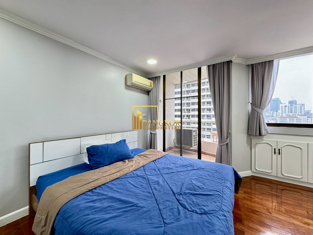 รูป Supalai Place | Bright 2 Bed Condo For Rent in Phrom Phong - BR18260CD - รูปที่ 16/35