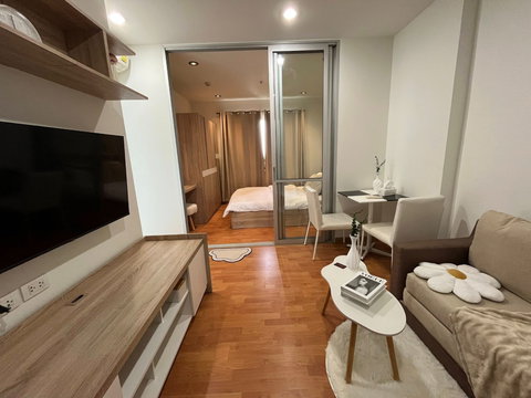 ให้เช่า คอนโด เดอะ เพรสซิเดนท์ สาทร - ราชพฤกษ์ 2 BTS บางหว้า BTS Bang Wa 280 เมตร