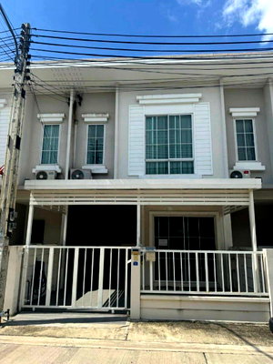 ทาวน์โฮม ชลบุรี : ขายทาวน์โฮม 2 ชั้น มบ.เสนา วีว่า ศรีราชา-อัสสัมชัญ ชลบุรี 