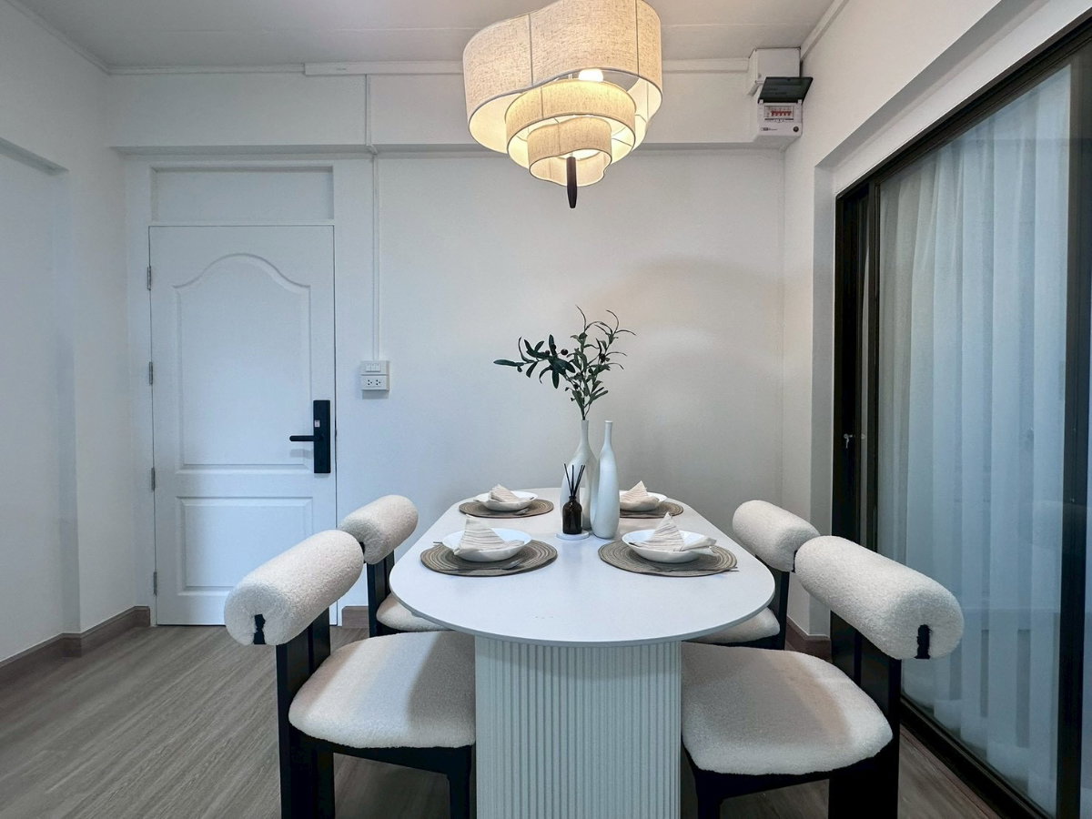 รูป ขายคอนโดบ้านสวนบางเขน รีโนเวทใหม่ 2 ห้องนอน 2 ห้องน้ำ ห้องมุม ใกล้ BTS สายหยุด เฟอร์ครบ พร้อมอยู่ (เจ้าของขายเอง) - รูปที่ 11/19