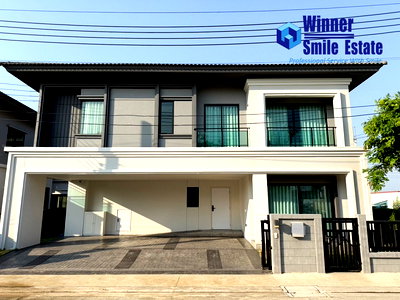 เช่าบ้านเดี่ยว บ.ศรีไทยวิศวภัณฑ์ : ให้เช่า บ้านเดี่ยว บริทาเนีย บางนา - ศรีวารี ซอยวัดศรีวารีน้อย ใกล้ Mega บางนา บ้านสวย ตกแต่งครบ