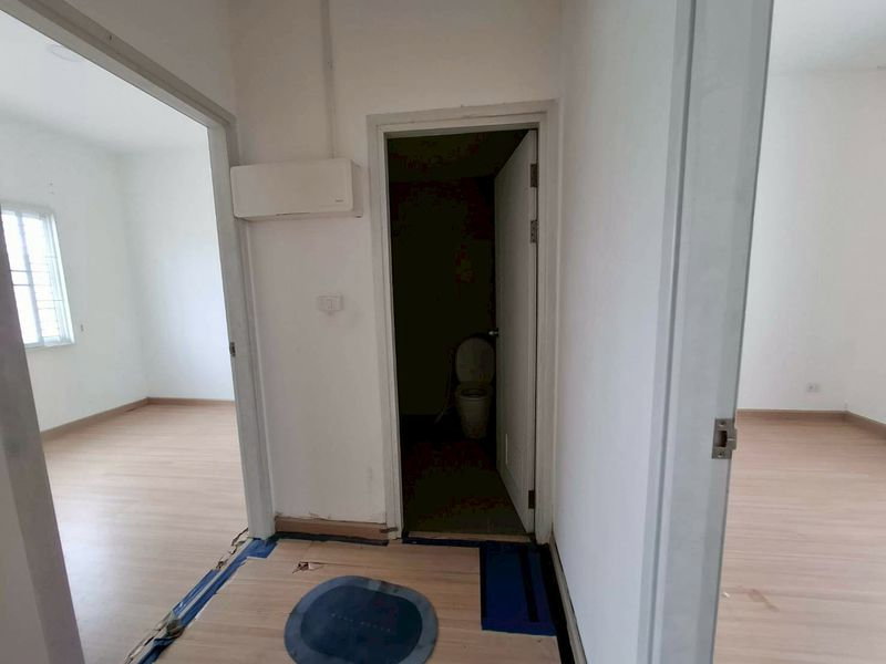 รูป ขายทาวน์โฮม 2 ชั้น มบ.เสนา วีว่า ศรีราชา-อัสสัมชัญ ชลบุรี - รูปที่ 13/15