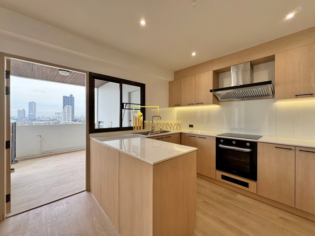 รูป Recently Renovated 3 Bedroom Apartment in Thonglor Area - BR21148AP - รูปที่ 8/40