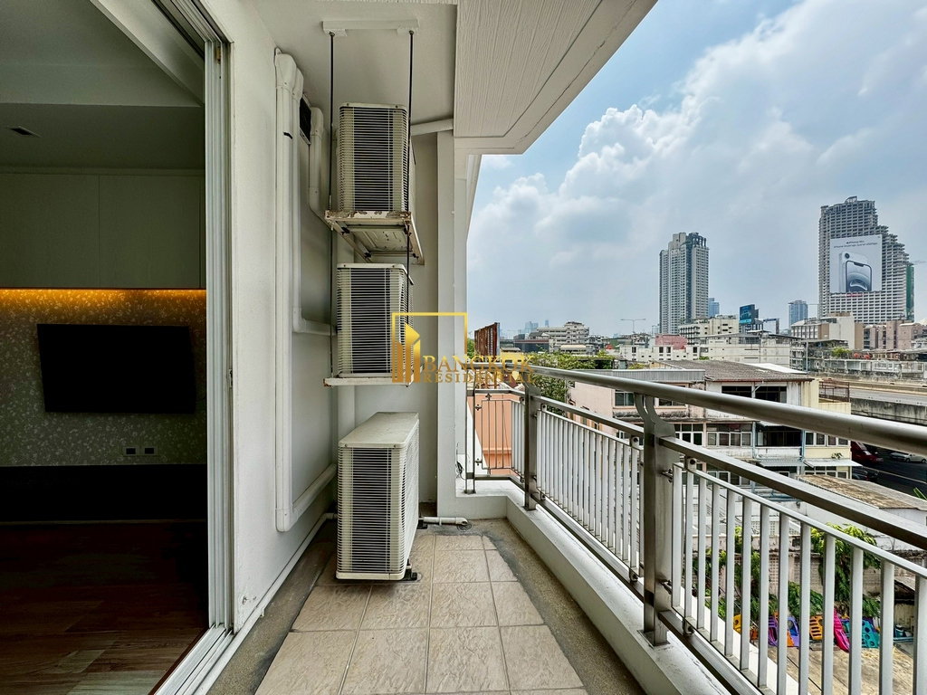 รูป Renovated 2 Bedroom Apartment in Silom Area - BR21231AP - รูปที่ 7/31