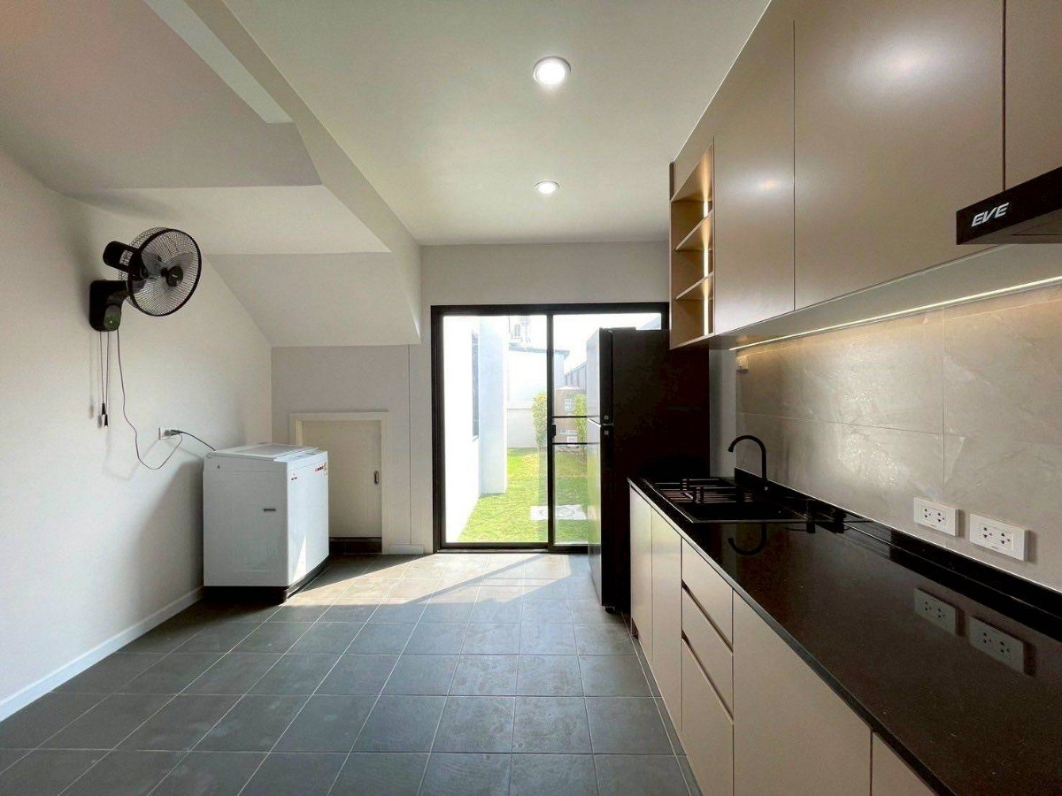 picture #E115 (Old Code S2796) 🎉170369 House for Rent Pimnara Srinakarin-Bangna - 6/19