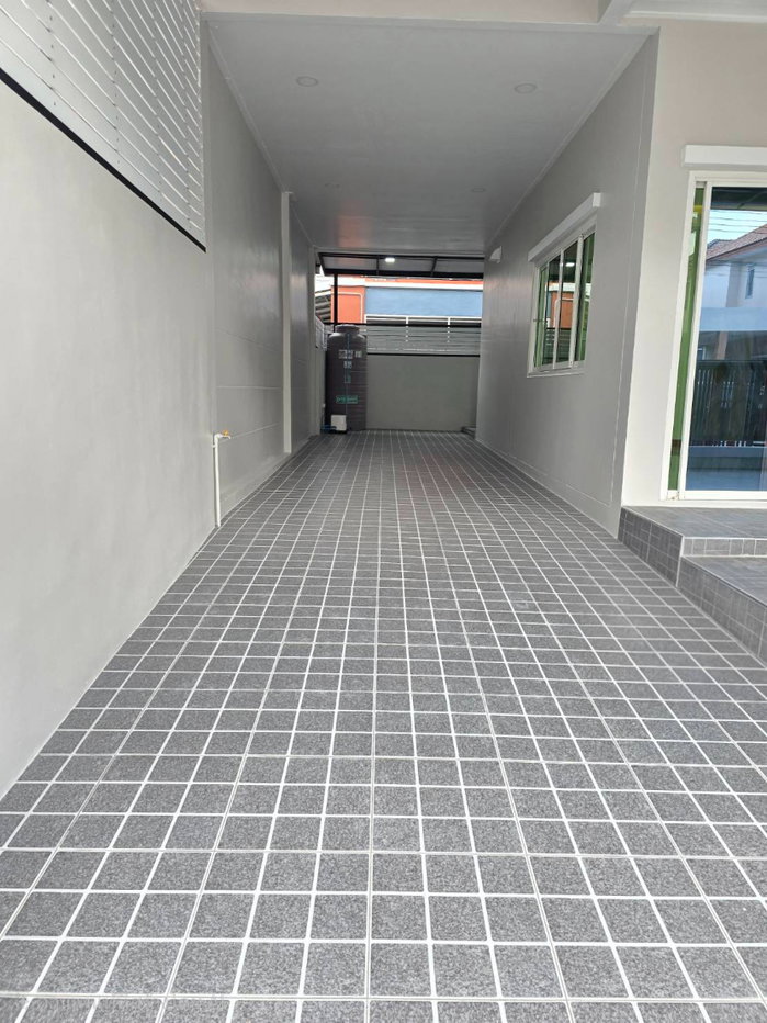 รูป บ้านแฝดสไตล์บ้านเดี่ยว หลังใหญ่ ต่อเติมเต็ม รีโนเวทใหม่ สวย พร้อมอยู่ ทำเลดีต้นโครงการ หมู่บ้านพนาสนธิ์วิลล่า ลำลูกกาคลอง4 ไสวประชาราษฎร์ - รูปที่ 4/35