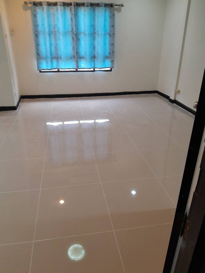 รูป #บ้านนี้อยู่แล้วรวย #ปรับปรุงใหม่ไฉไลกว่าเดิม ..เหมือนได้อยู่บ้านใหม่🏠ให้เช่า ทาวเฮ้าส์ 2 ชั้น หมู่บ้านรื่นฤดี ซ.รามคำแหง180 **งดนายหน้าค่ะ - รูปที่ 13/19