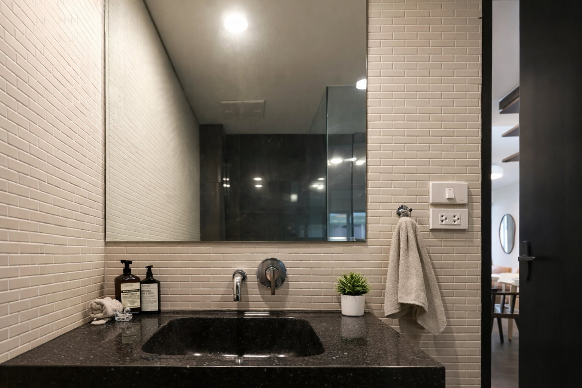 รูป 🍀🍀 Fully furnished💝 ให้เช่า📌 ไซมิส จอยญ่า (Line: @rent2022) MRT เพชรบุรี พร้อมเข้าอยู่ 🔖A10885 - รูปที่ 10/13