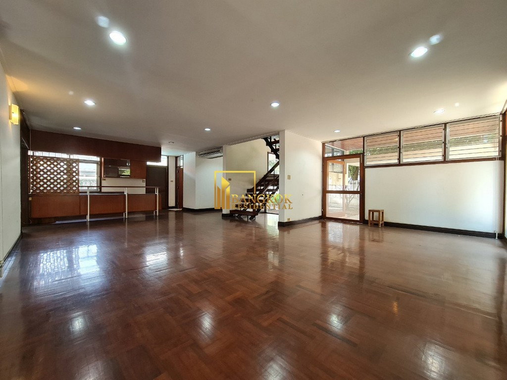 รูป Charming 3 Bedroom House For Rent in Nana - BR7742SH - รูปที่ 6/26