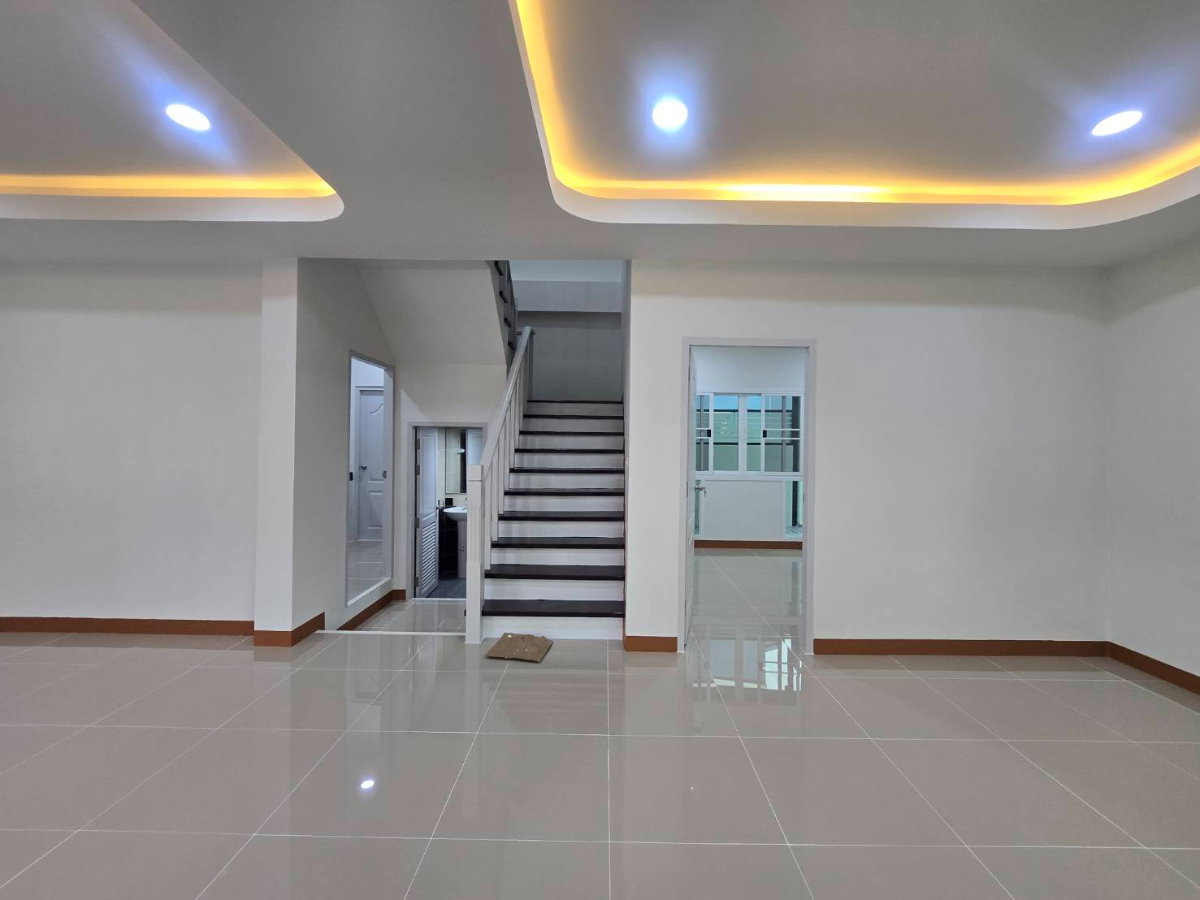 รูป บ้านแฝดสไตล์บ้านเดี่ยว หลังใหญ่ ต่อเติมเต็ม รีโนเวทใหม่ สวย พร้อมอยู่ ทำเลดีต้นโครงการ หมู่บ้านพนาสนธิ์วิลล่า ลำลูกกาคลอง4 ไสวประชาราษฎร์ - รูปที่ 15/35