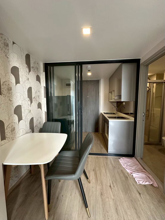 รูป 🛋️💗 ห้องDuplex สไตล์มินิมอล เฟอร์นิเจอร์สวยมาก 💗🛋️The Rich Rama 9 - Srinakarin ID LINE: @471ovhib 📲 - รูปที่ 4/22