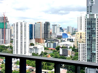 Condos for rent : FOR RENT condo , HQ Thonglor , BTS-Thong Lo , Khlong Tan Nuea , Watthana , Bangkok , CX-10133 ✅ Live chat with us ADD LINE @connexproperty ✅