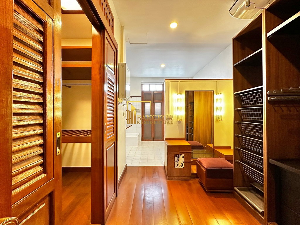 รูป Spacious 3 Bedroom Townhouse in Thonglor Area - BR28044SH - รูปที่ 13/40