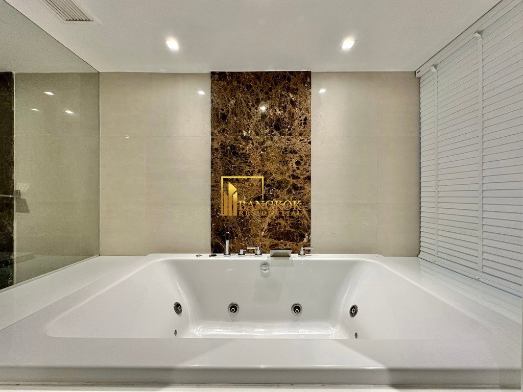 รูป Le Raffine 31 | Superb 3 Bedroom Duplex Condo With Pool - BR11143CD - รูปที่ 34/60