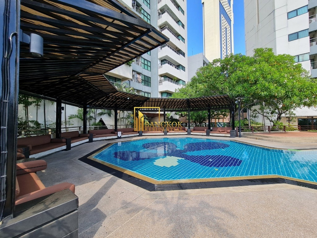 picture Sathorn Gardens | Beautiful 3 Bedroom Luxury Condo in Sathorn - BR6931CD - 33/46