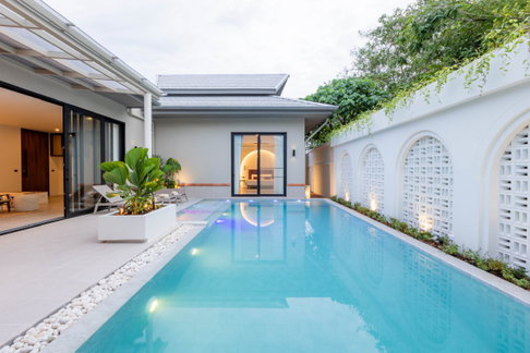 Luxury Pool Villa for rent! The Glorious Villas Rawai, ready to move in after 13 April. Luxurious villas.