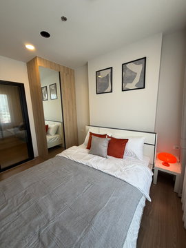@Condorental condo for rent Chewathai PinKlao