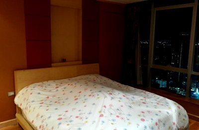 คอนโดให้เช่า : Baan Sathorn Chaophraya📍 30th Floor | Stunning Chao Phraya River View 75 sq.m. 1 Bedrooms