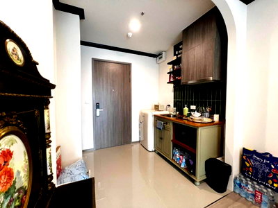 Condos for sale : Condo for sale with tenant at The Base Phetchaburi-Thonglor