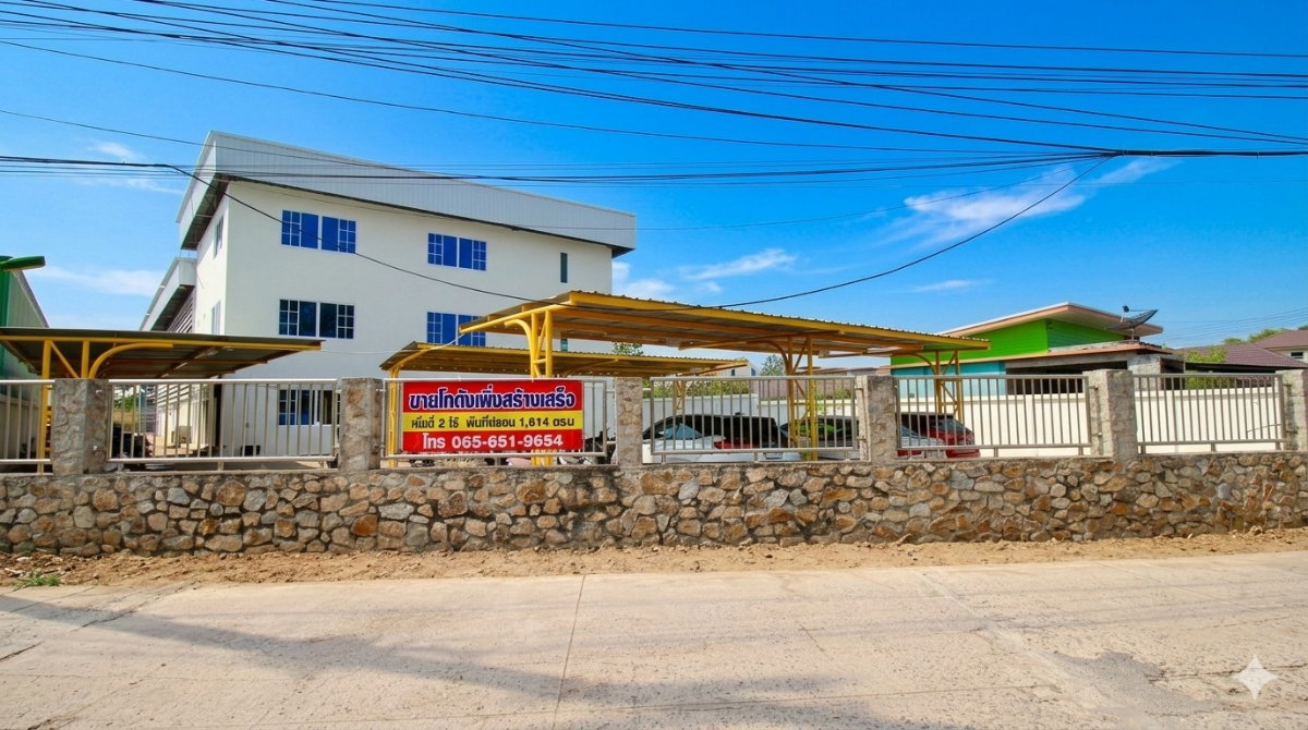 รูป ขายโกดังใหม่พร้อมสำนักงาน 3 ชั้น เนื้อที่ 2 ไร่ ศรีราชา ชลบุรี ใกล้นิคมปิ่นทอง 2 กม - รูปที่ 1/30