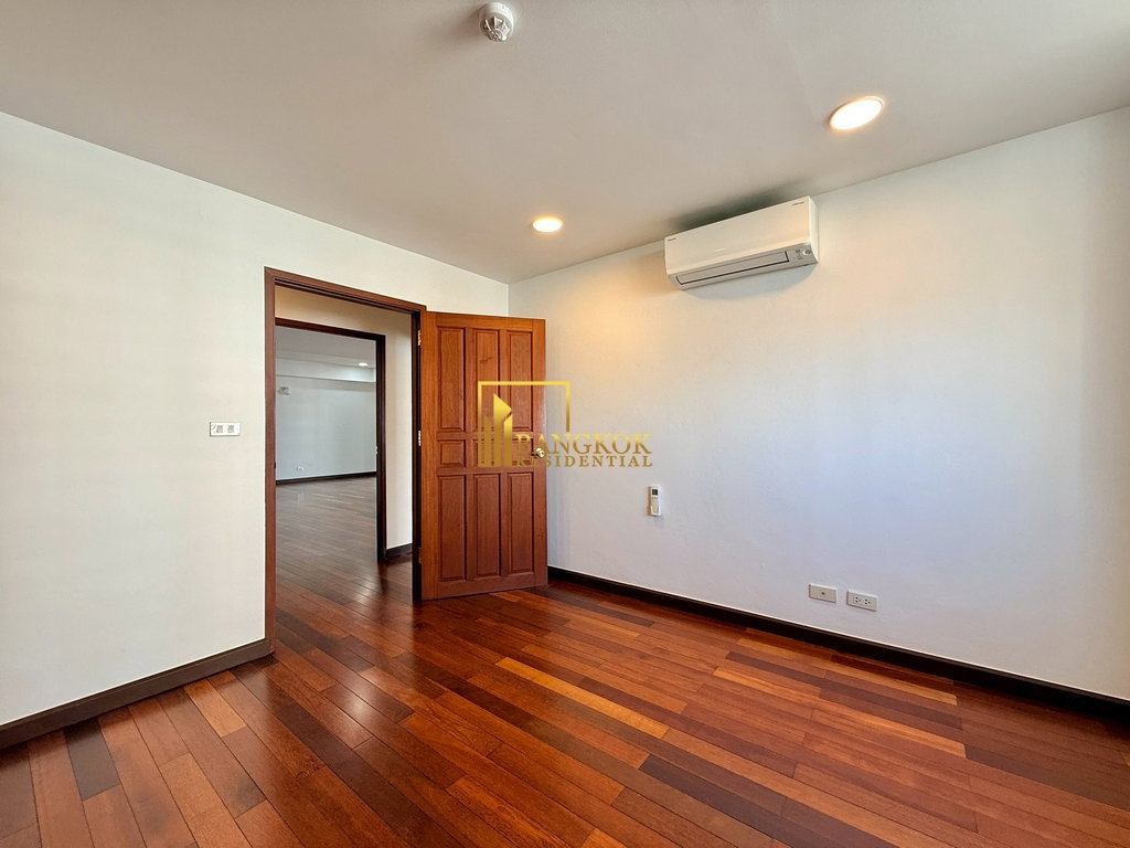 รูป La Cascade | Spacious 3 Bedroom Condo in Ekkamai Area - BR60792CD - รูปที่ 26/44
