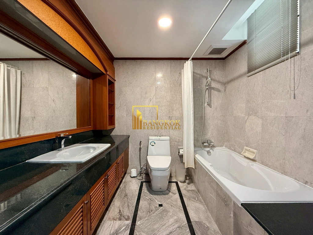 picture Ruamsuk Condominium | Spacious 3 Bedroom Property For Rent - BR60019CD - 19/52