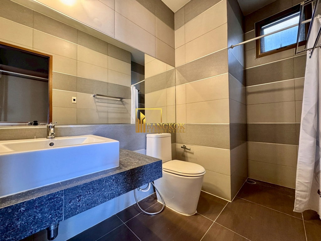 รูป Spacious 4 Bedroom Pool Villa for Rent in Sukhumvit 26 - BR28240SH - รูปที่ 49/57